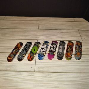 Tech Deck Real Graphic Finger Skateboards Set Of 8 Boards